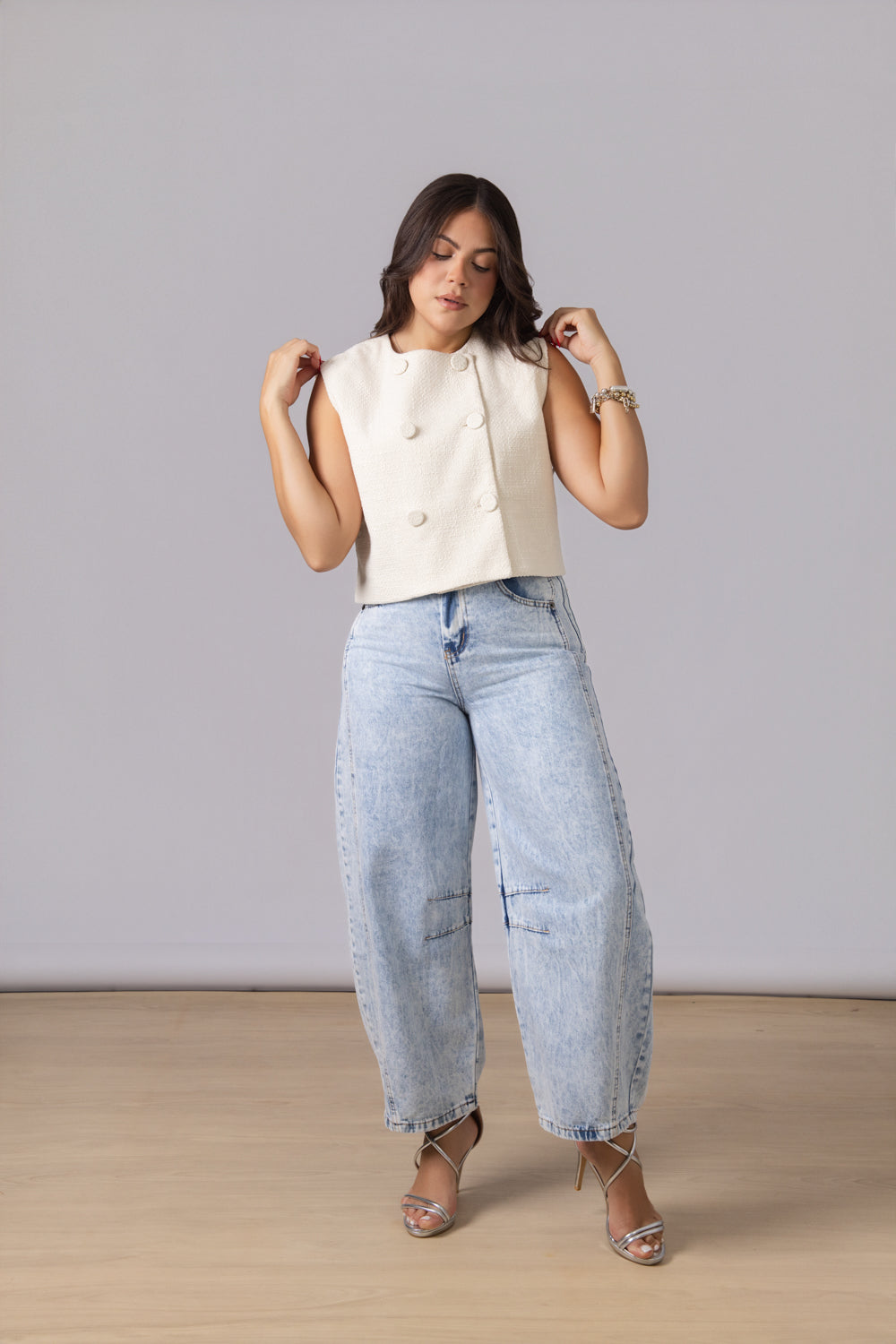 Eleganza White Vest