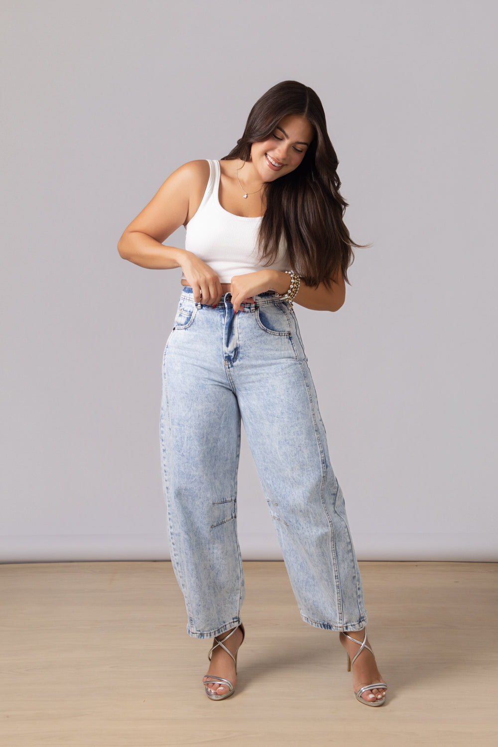 Light Wash Barrel Jeans