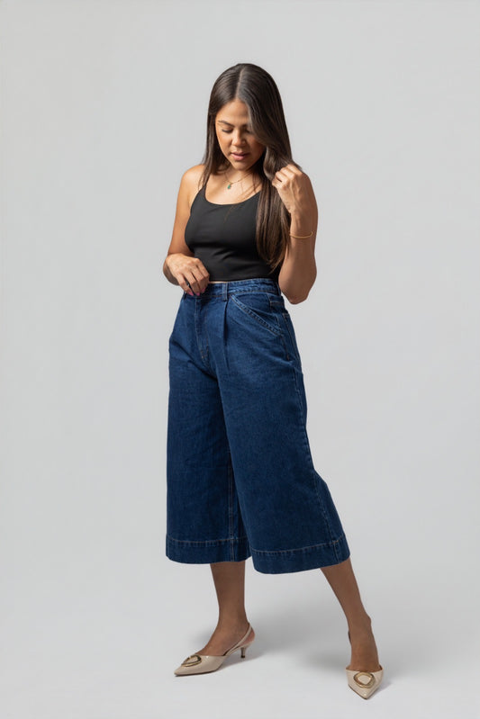 Wide Cropped Jeans