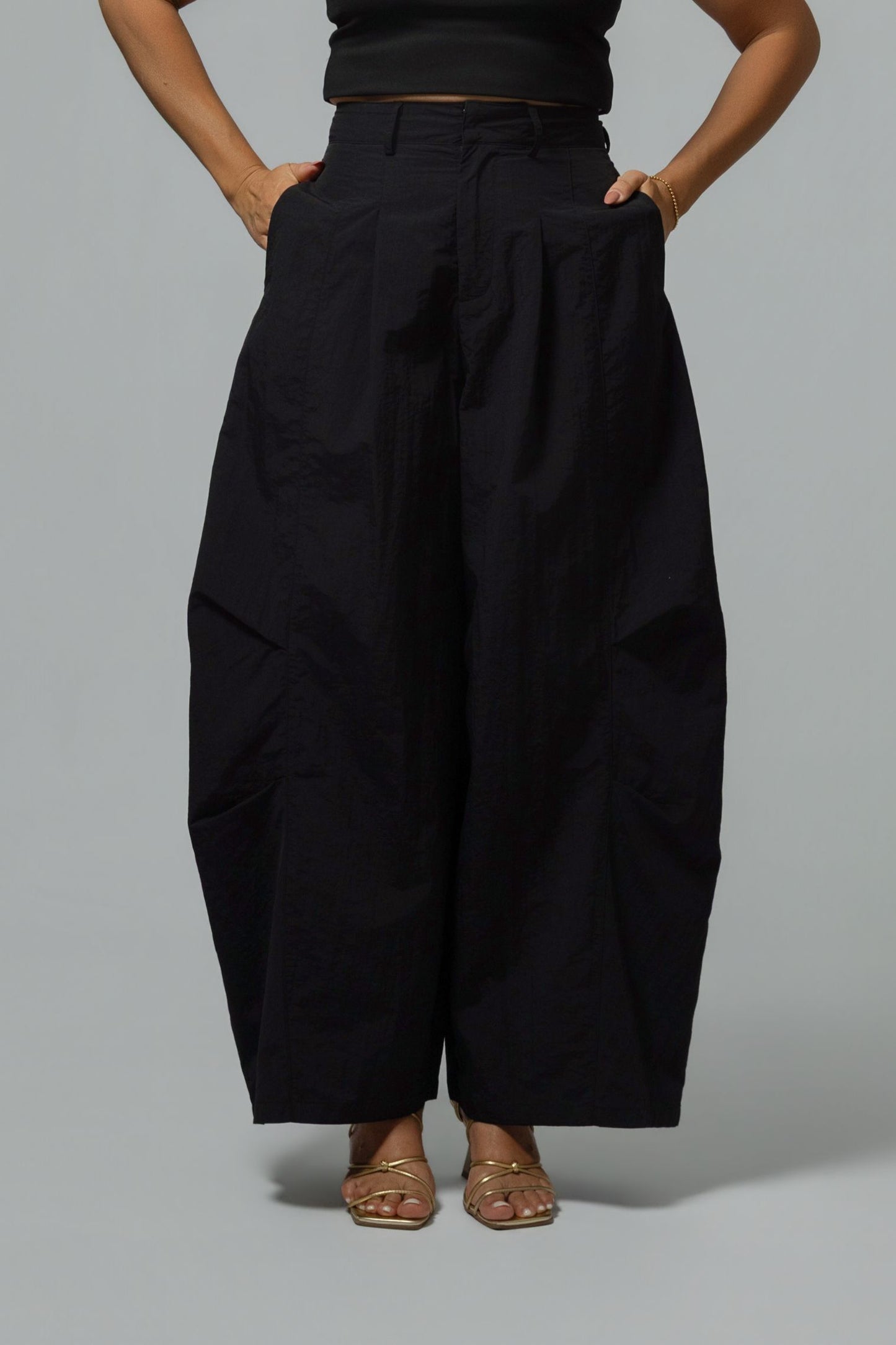 Briza Balloon Black Pants