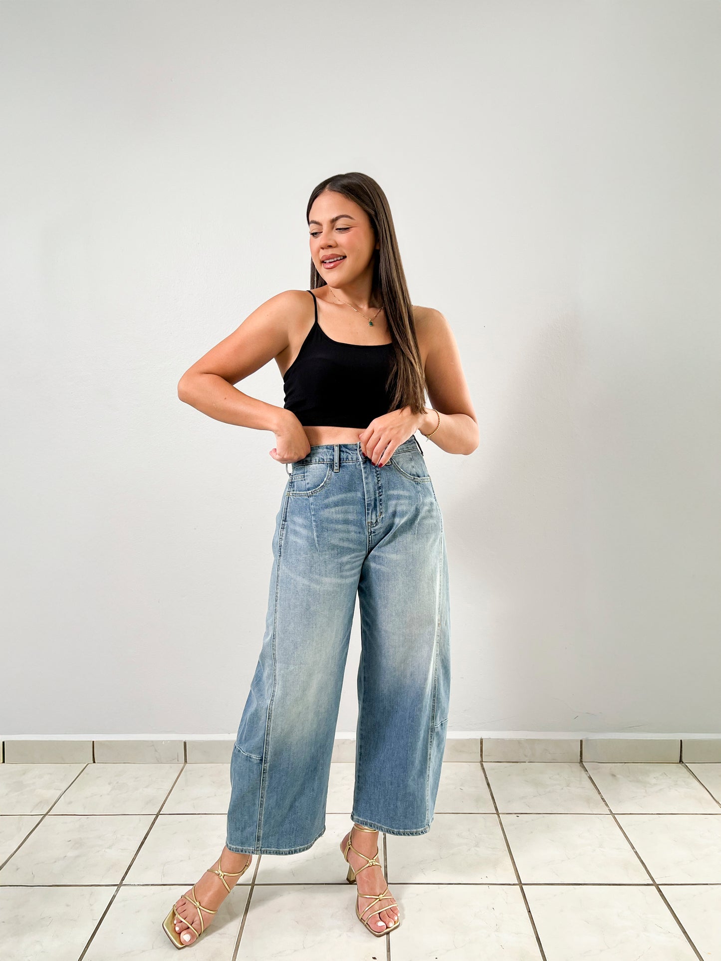 Light Wash Barrel Jeans