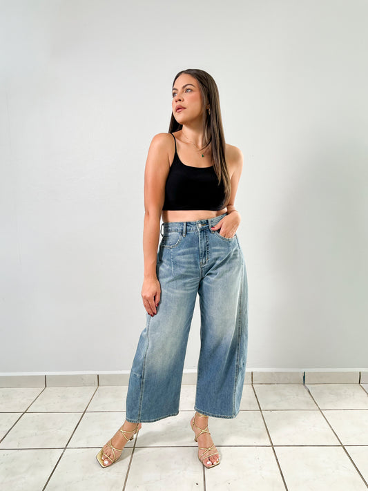 Light Wash Barrel Jeans